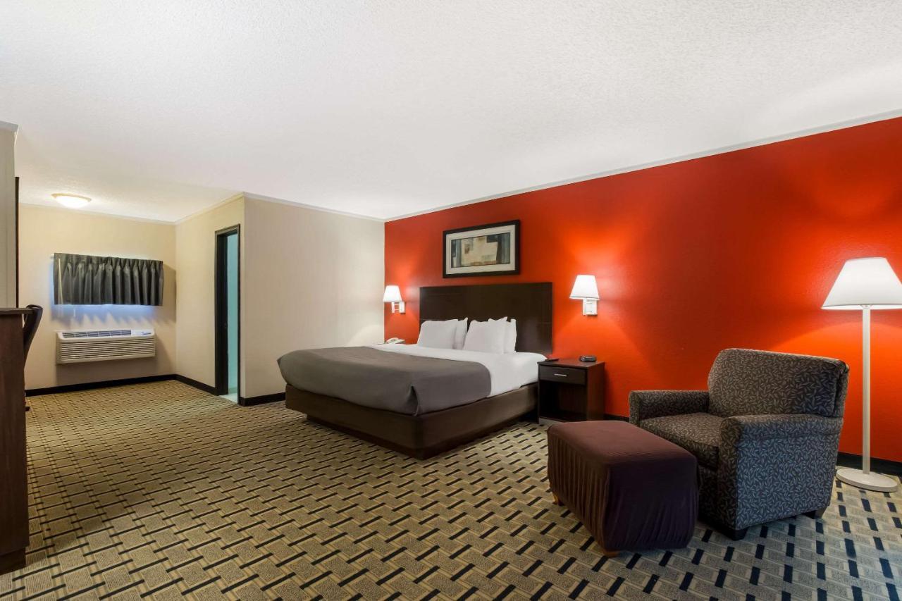 Quality Inn & Suites Millville Eksteriør bilde