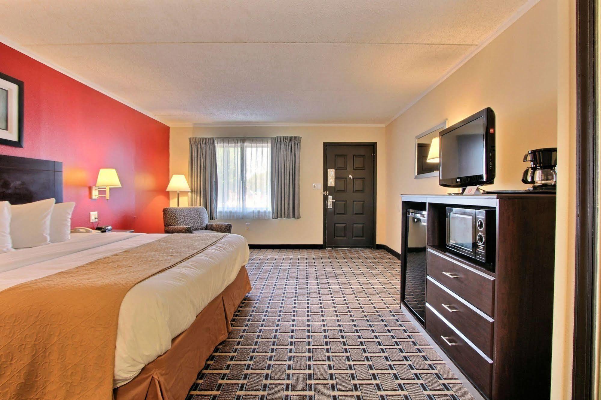 Quality Inn & Suites Millville Eksteriør bilde